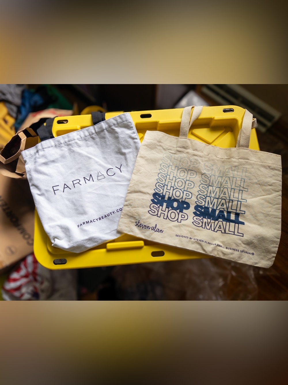Reusable Shopping Tote Bundle 8 included GUC